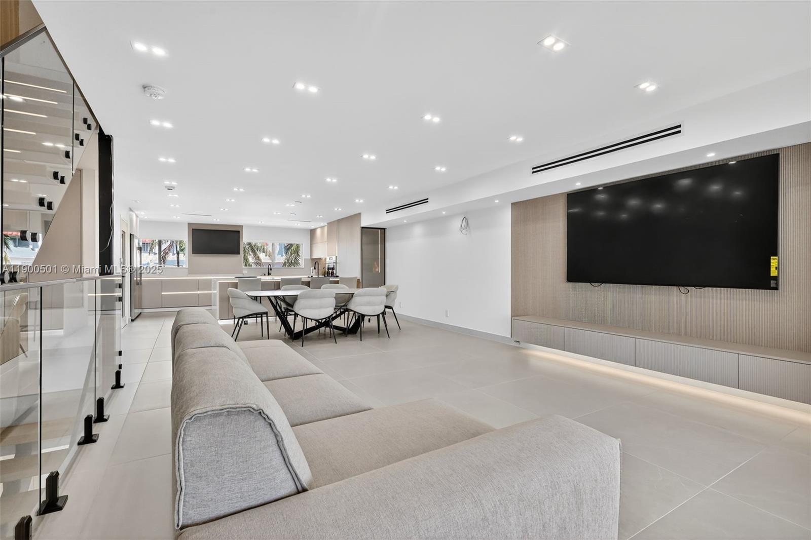 EASTERN SHORES 2ND ADDN - Residential