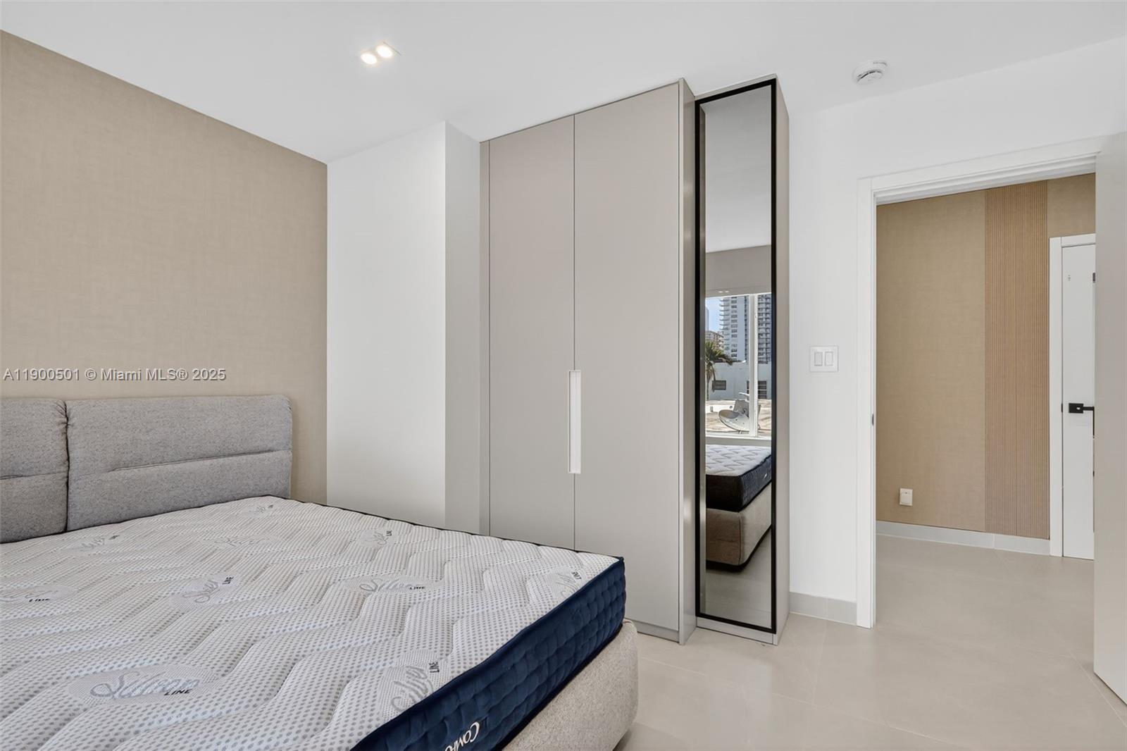 EASTERN SHORES 2ND ADDN - Residential