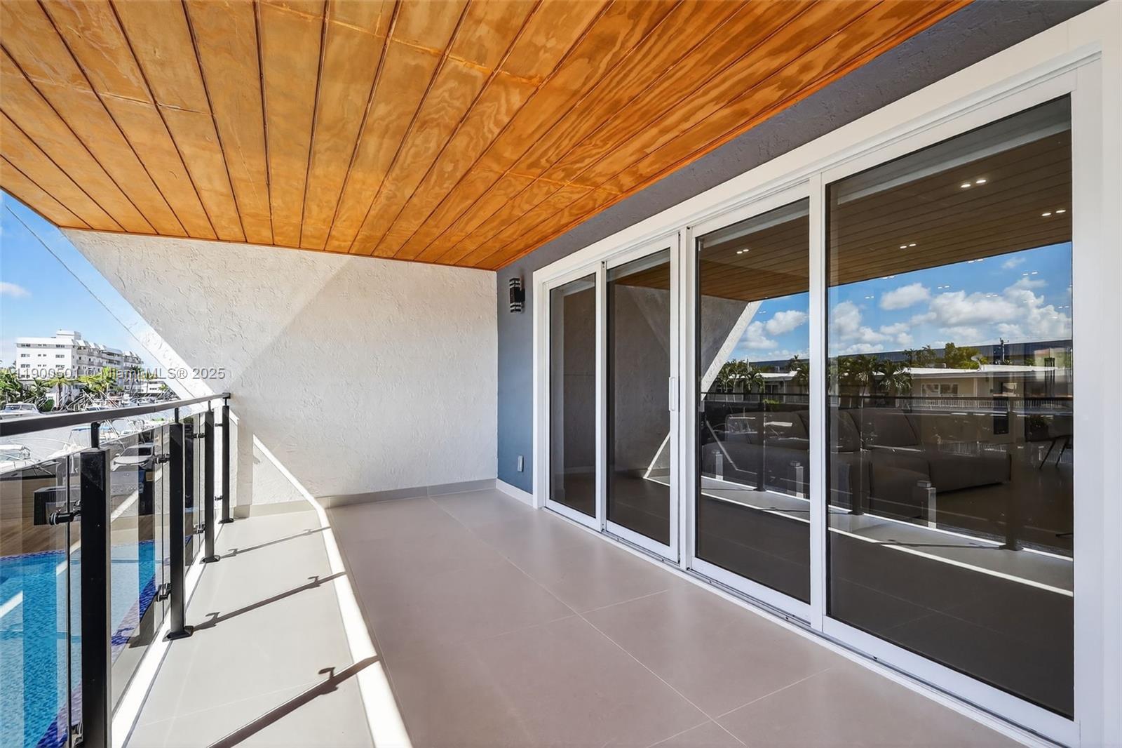 EASTERN SHORES 2ND ADDN - Residential