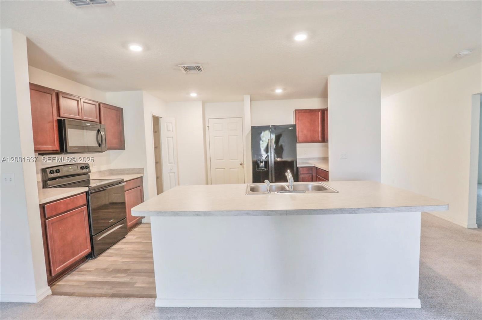 PORT ST LUCIE SECTION 40 - Residential Lease