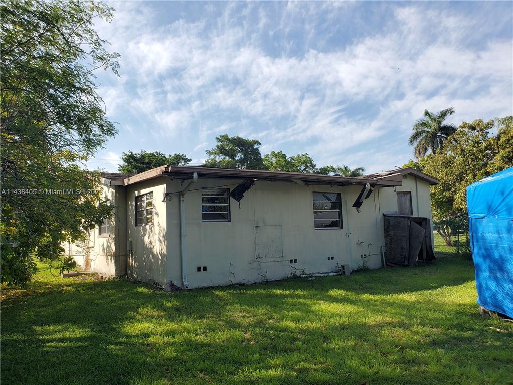 Photo of 640 Bacom Point Rd, Pahokee, FL 33476 (MLS # A11438405)