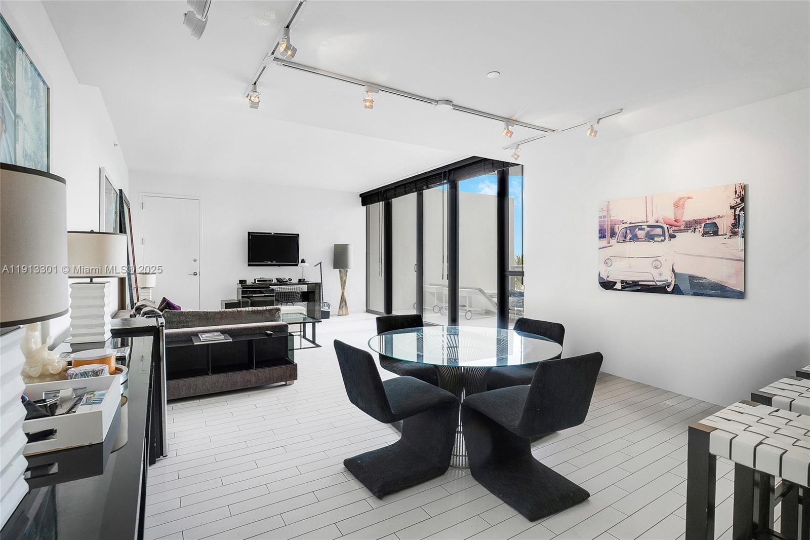 2201 COLLINS AVE CONDO - Residential