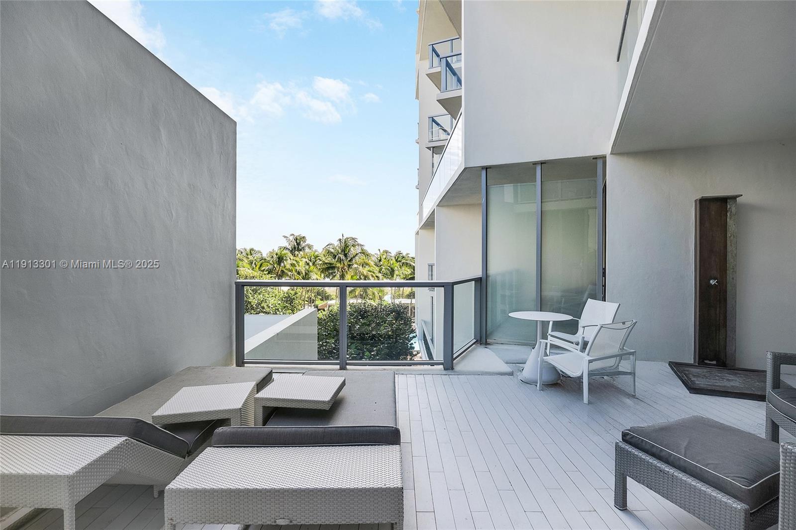 2201 COLLINS AVE CONDO - Residential