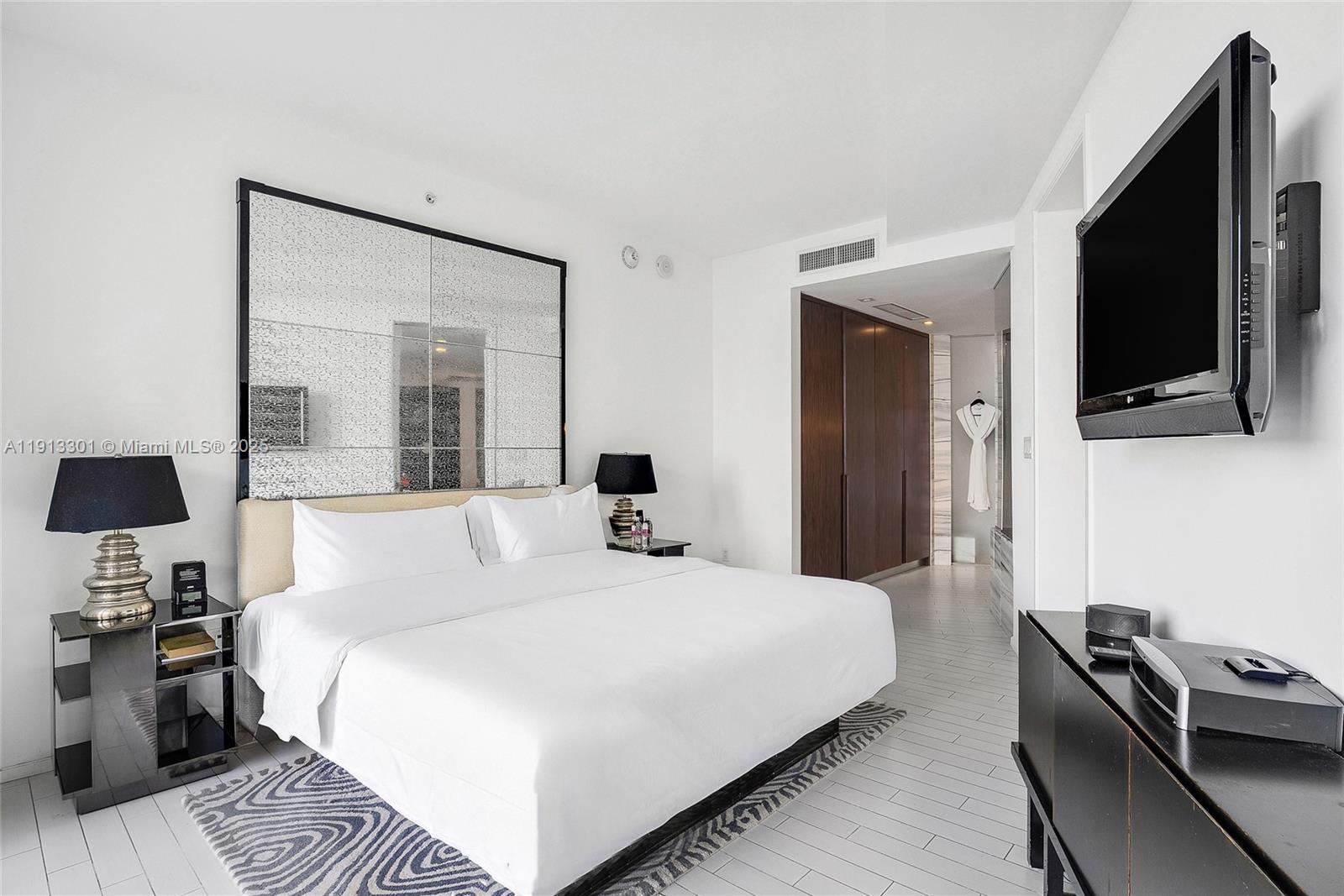 2201 COLLINS AVE CONDO - Residential