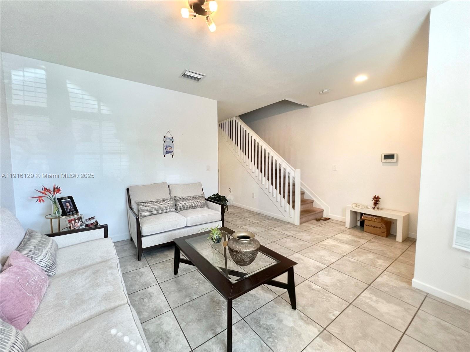 GARDEN ESTATES AT THE HAM - Residential