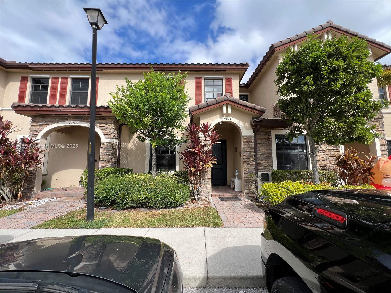 GARDEN ESTATES AT THE HAM - Residential