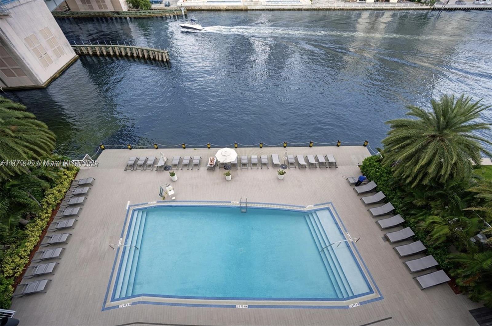 BEACHWALK CONDOMINIUM - Residential