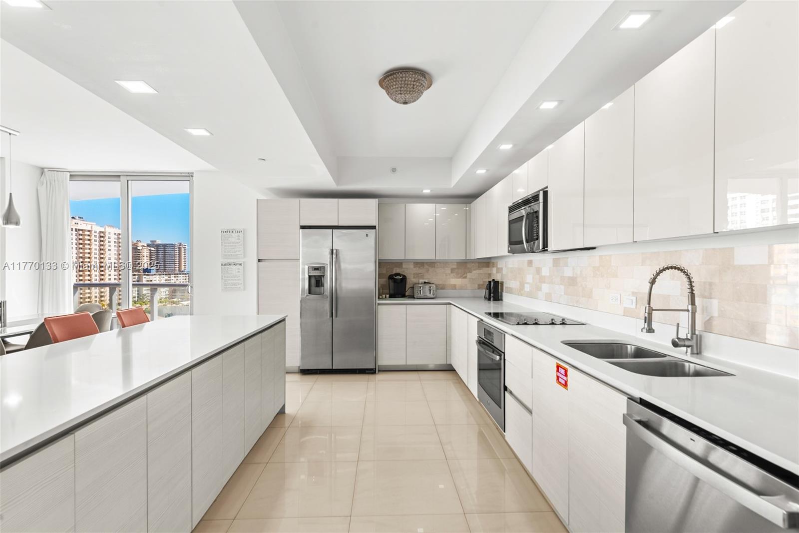 BEACHWALK CONDOMINIUM - Residential