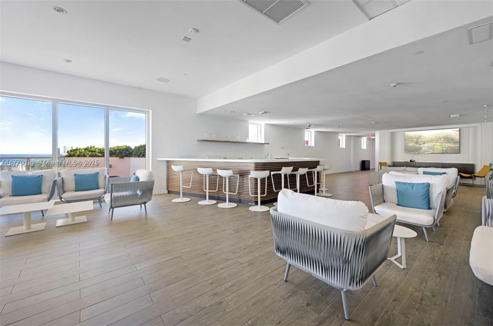 BEACHWALK CONDOMINIUM - Residential