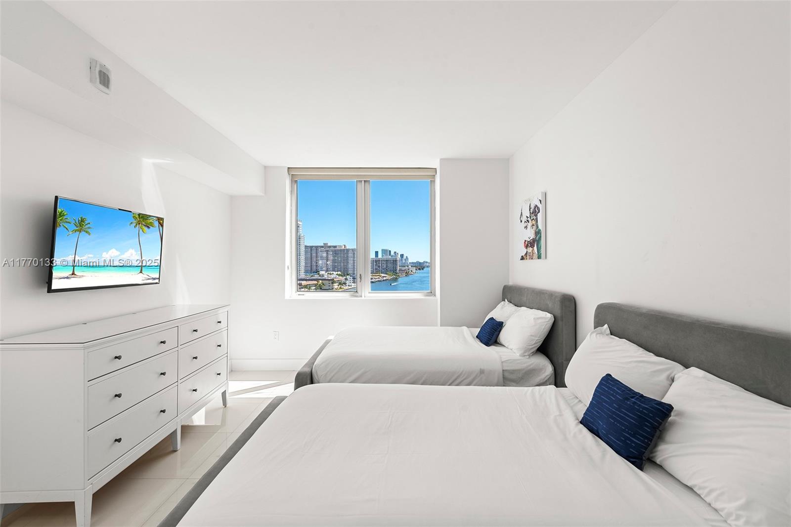 BEACHWALK CONDOMINIUM - Residential