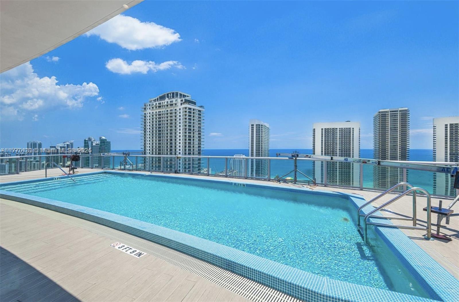 BEACHWALK CONDOMINIUM - Residential
