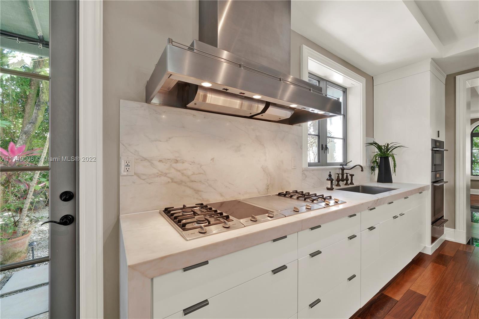 CORAL GABLES C C SEC 3 - Residential