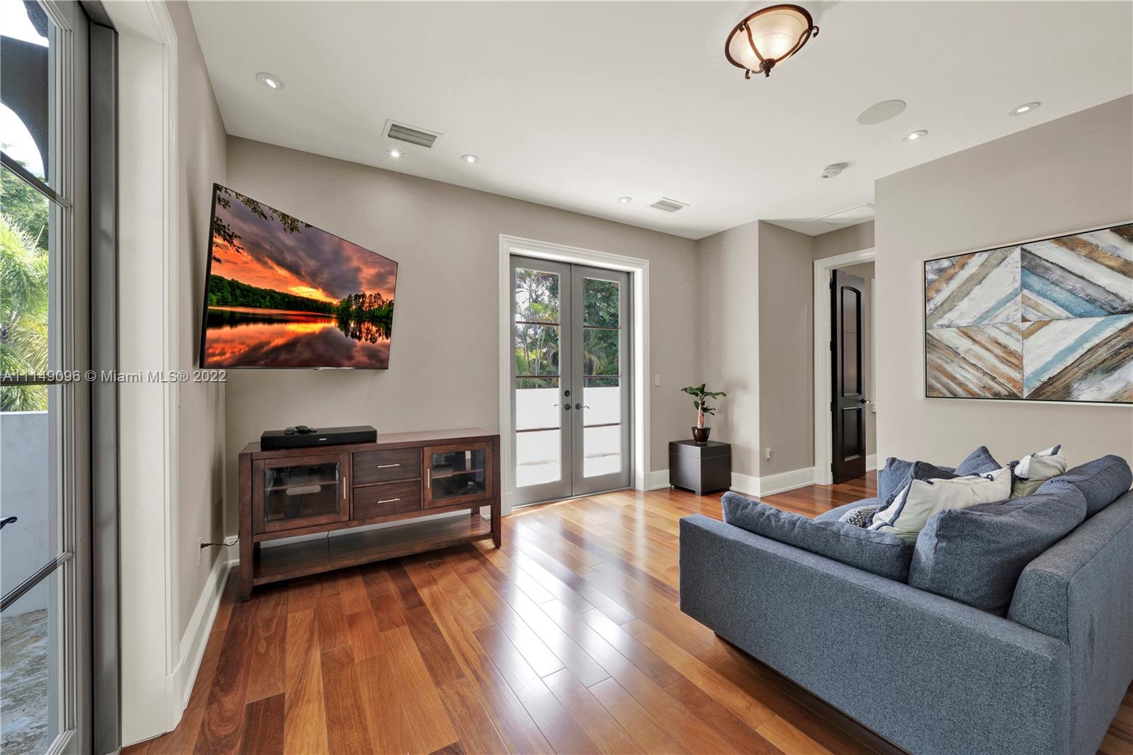 CORAL GABLES C C SEC 3 - Residential