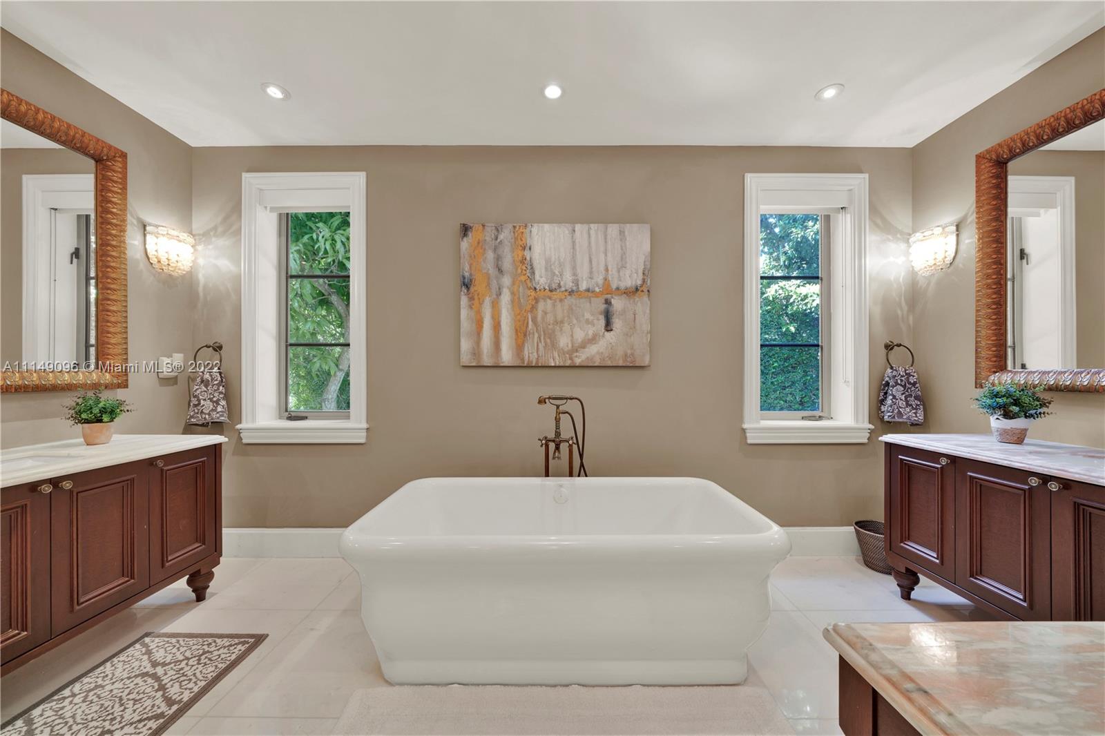 CORAL GABLES C C SEC 3 - Residential