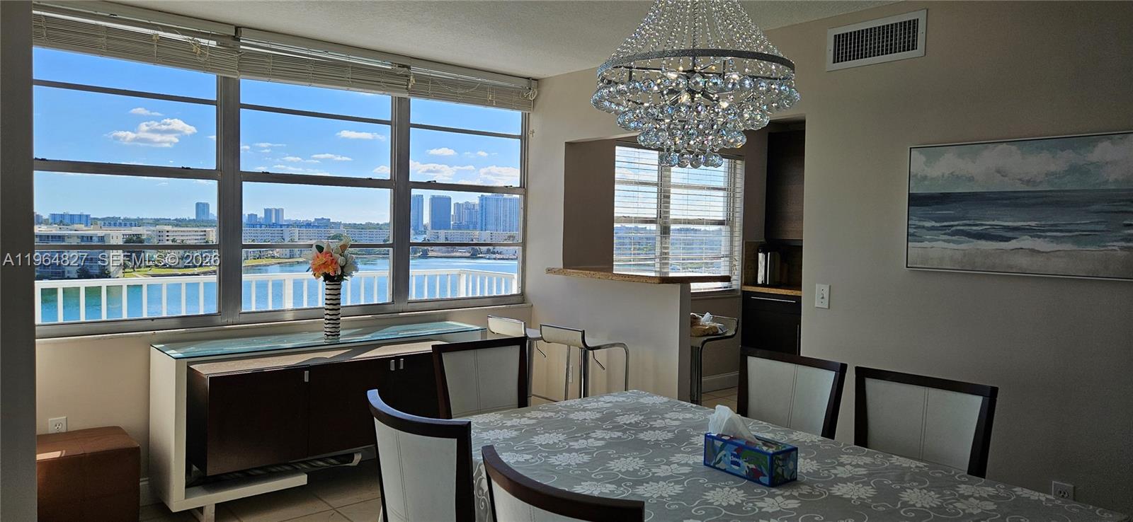 2851 NE 183rd St 817E