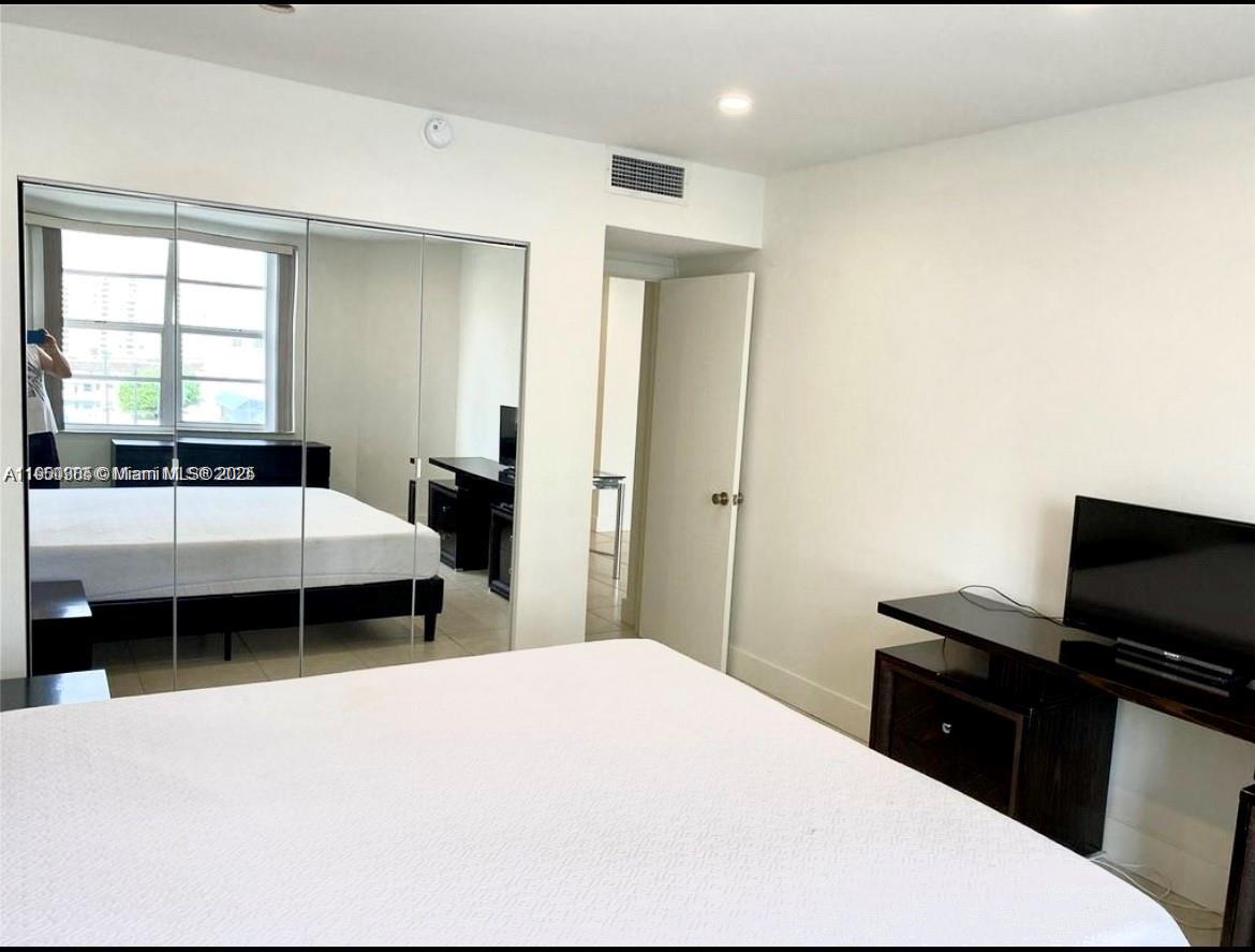 HEMISPHERES CONDO - Residential