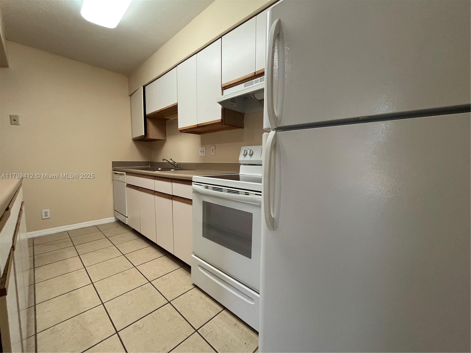 3985 W Mcnab Rd A202