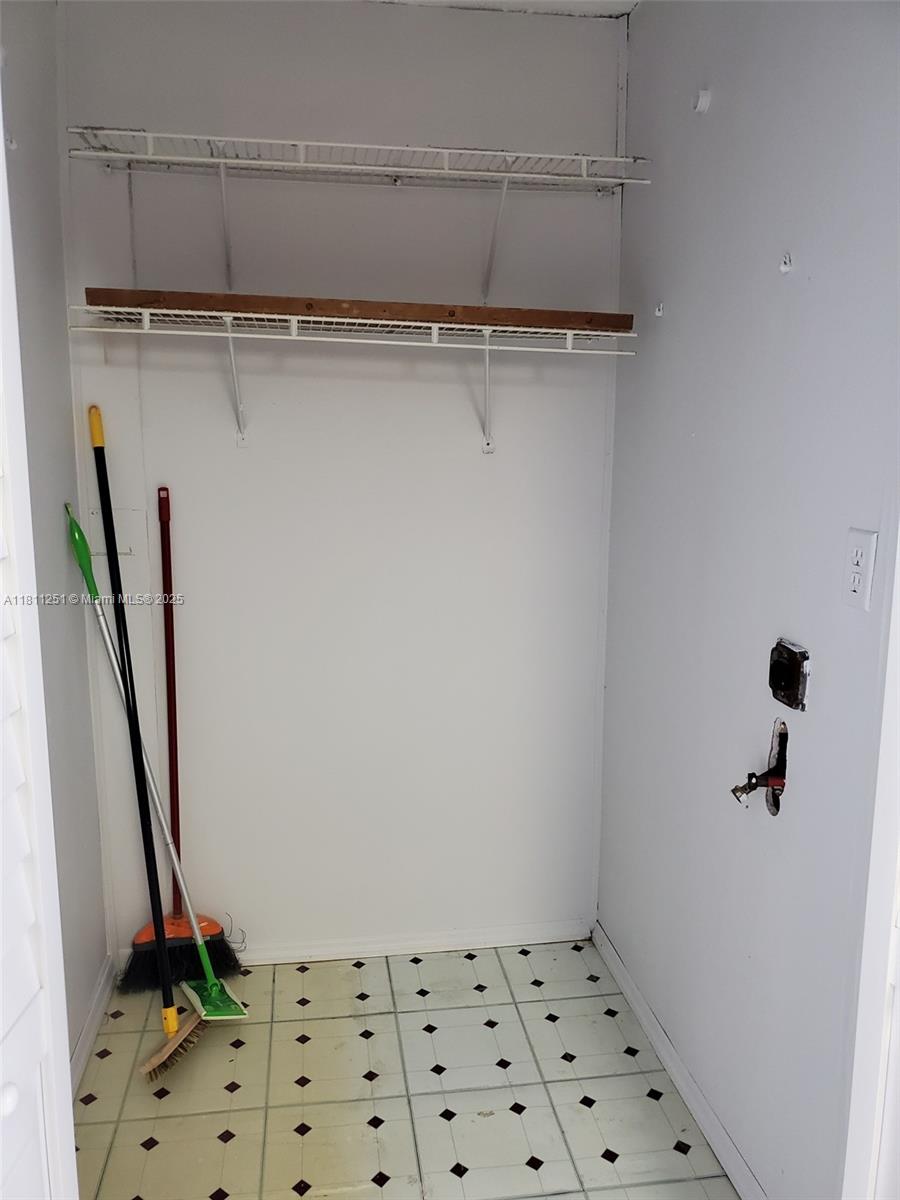 CYPRESS CLUB OF KENDALE - Residential