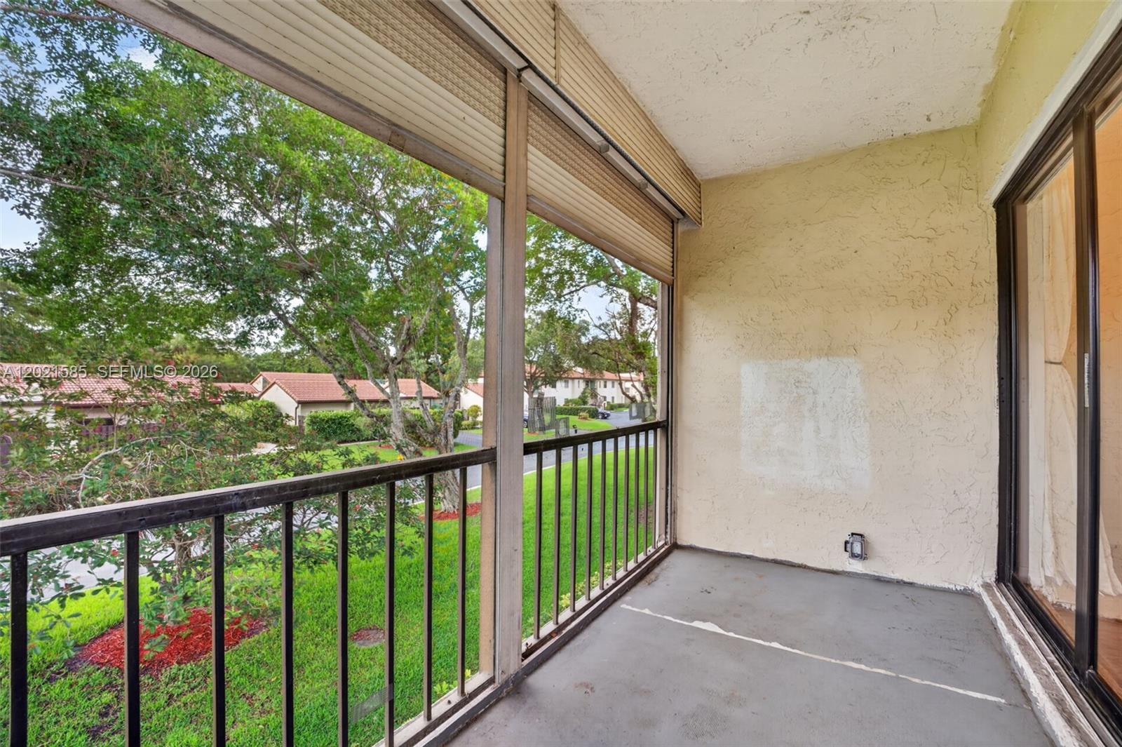 HORIZONS OF BOCA LAGO CON - Residential