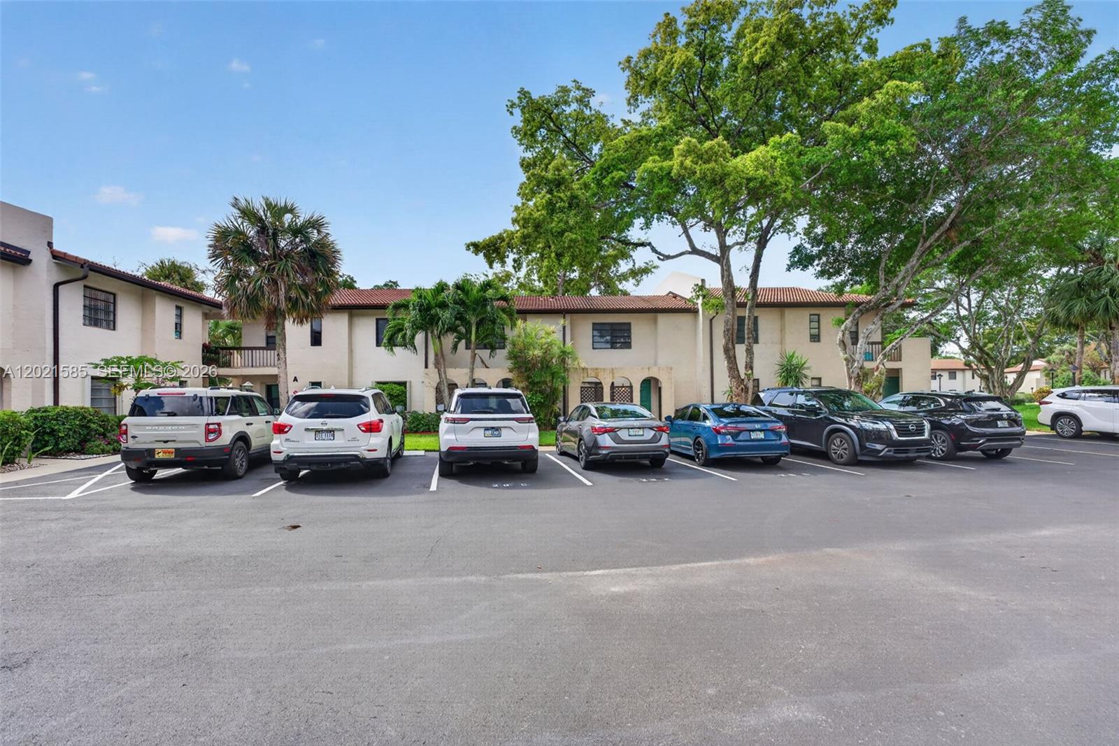 HORIZONS OF BOCA LAGO CON - Residential