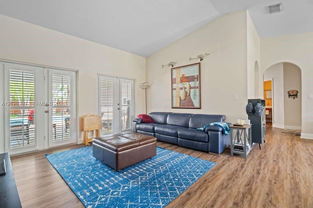 EMERALD GREENS SUB - Residential