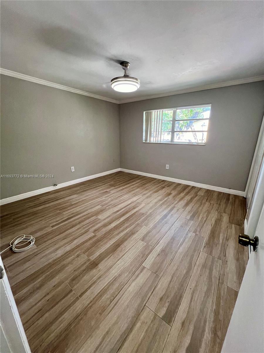 KENDALE LAKES NORTH SEC 1 - Residential