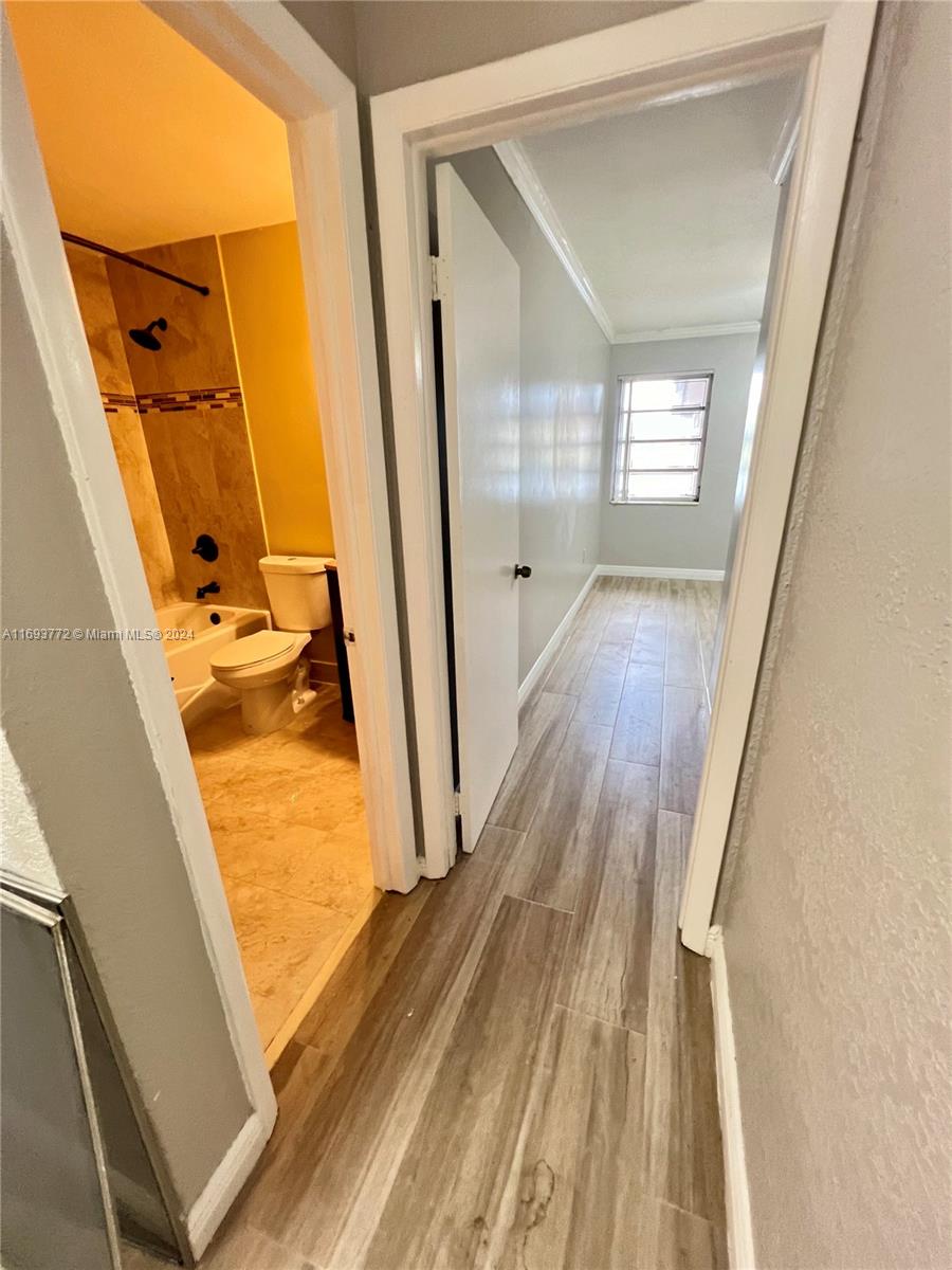 KENDALE LAKES NORTH SEC 1 - Residential