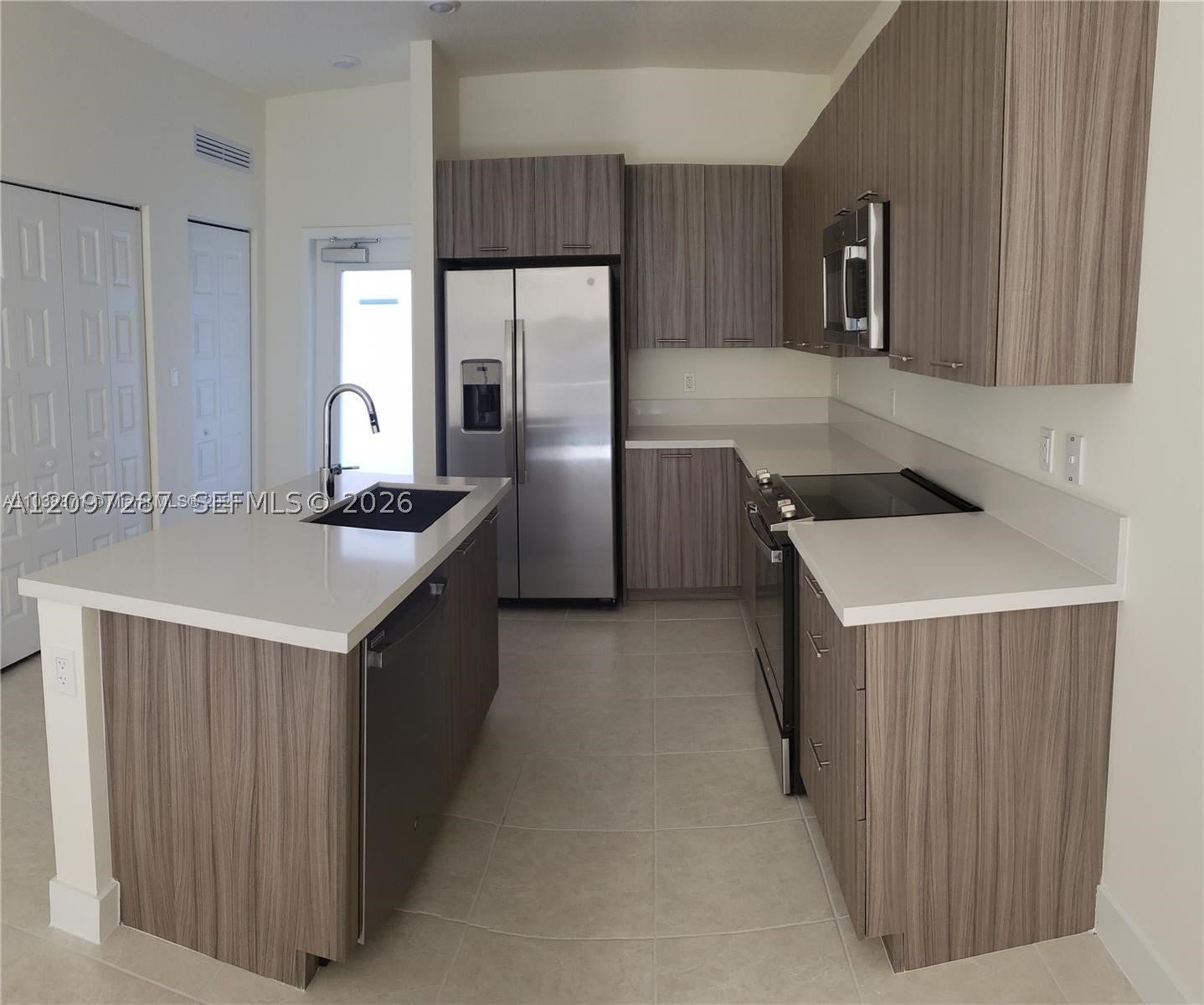 8363 NW 41st St A404, Doral FL 33166
