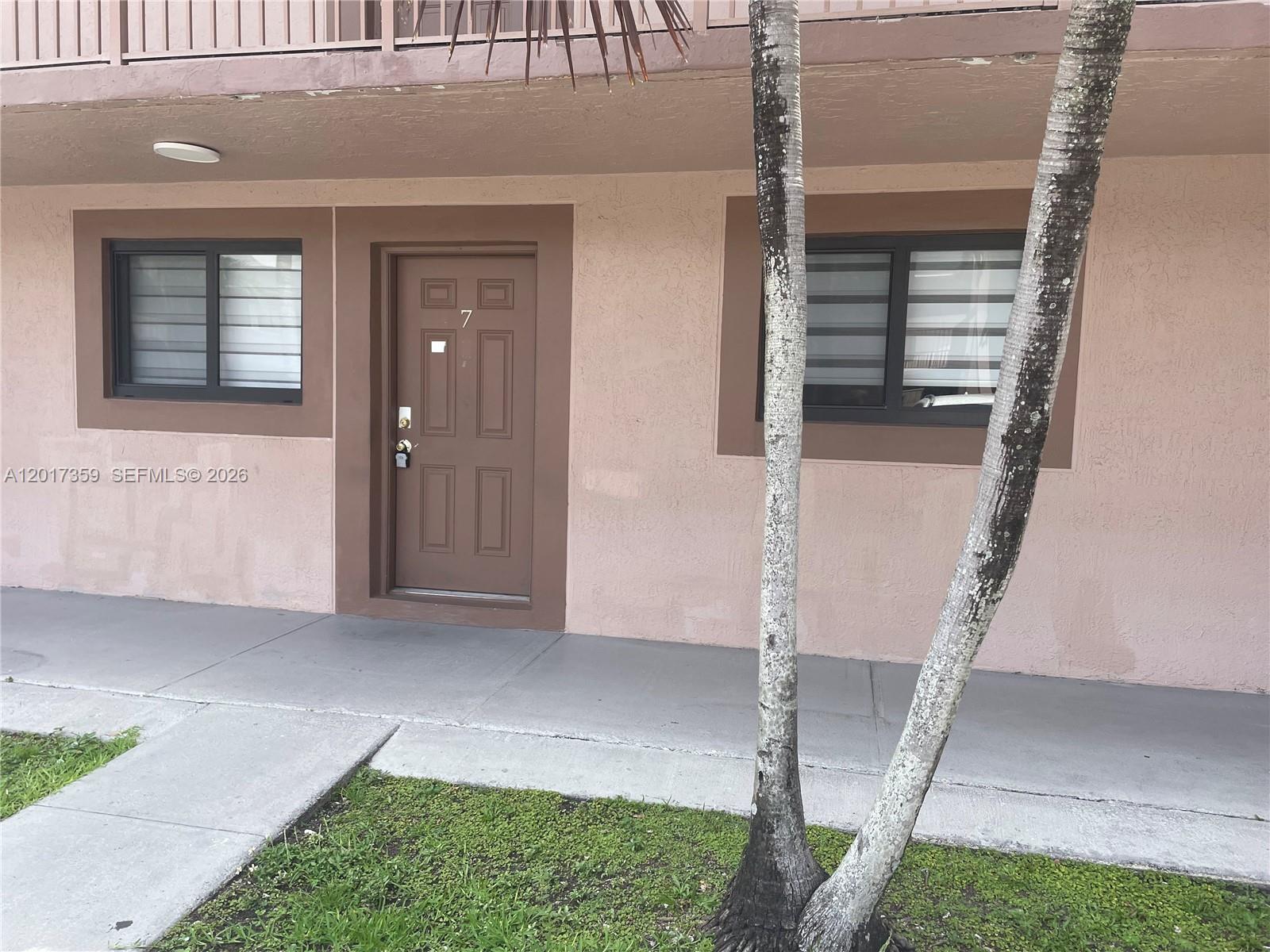BELLA VILLAS LAS PALMAS C - Residential