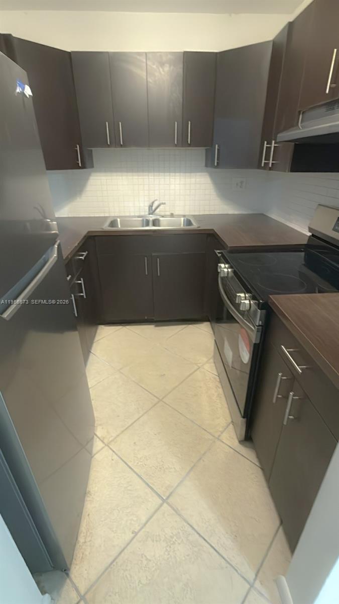 OLIVE GLEN GARDENS 1 - Residential