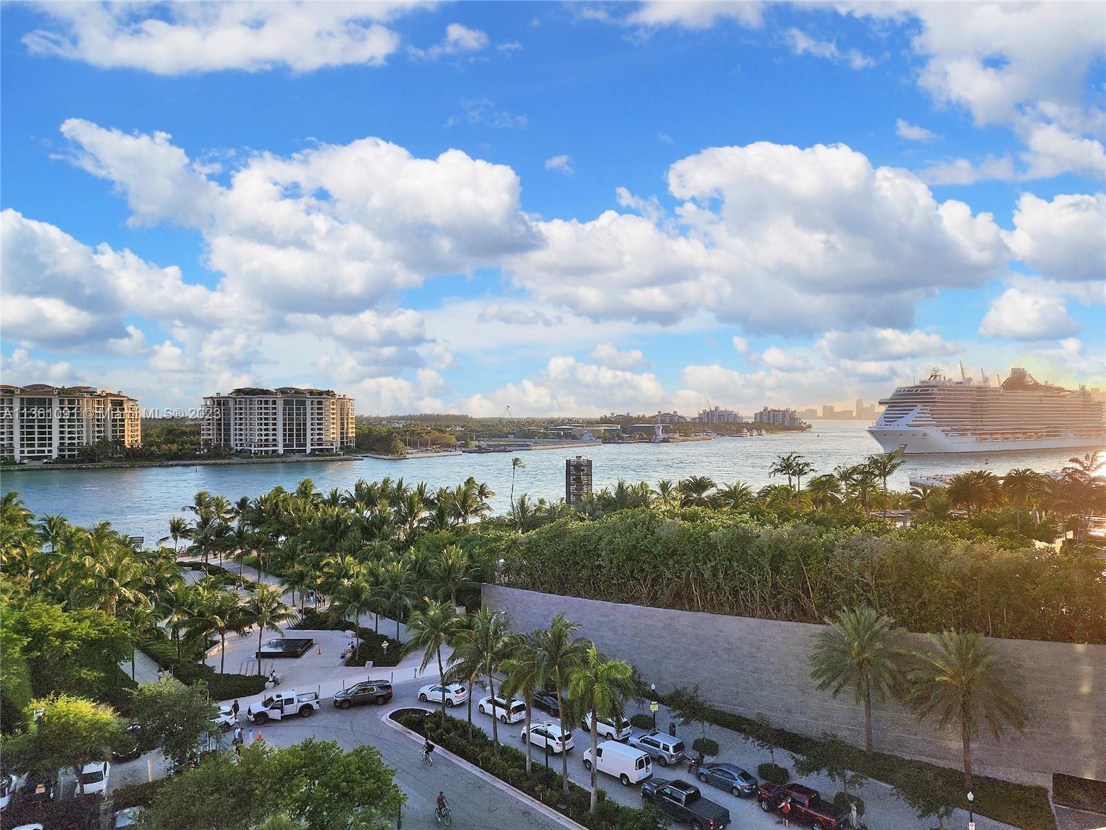 PORTOFINO TOWER CONDO - Residential