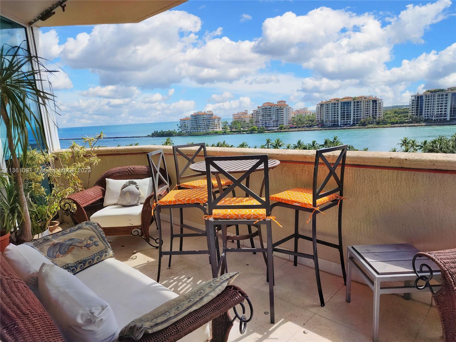 PORTOFINO TOWER CONDO - Residential