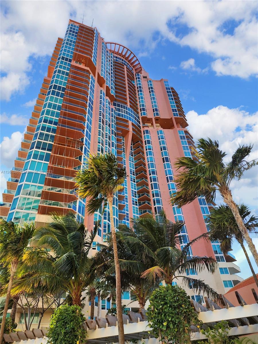 PORTOFINO TOWER CONDO - Residential