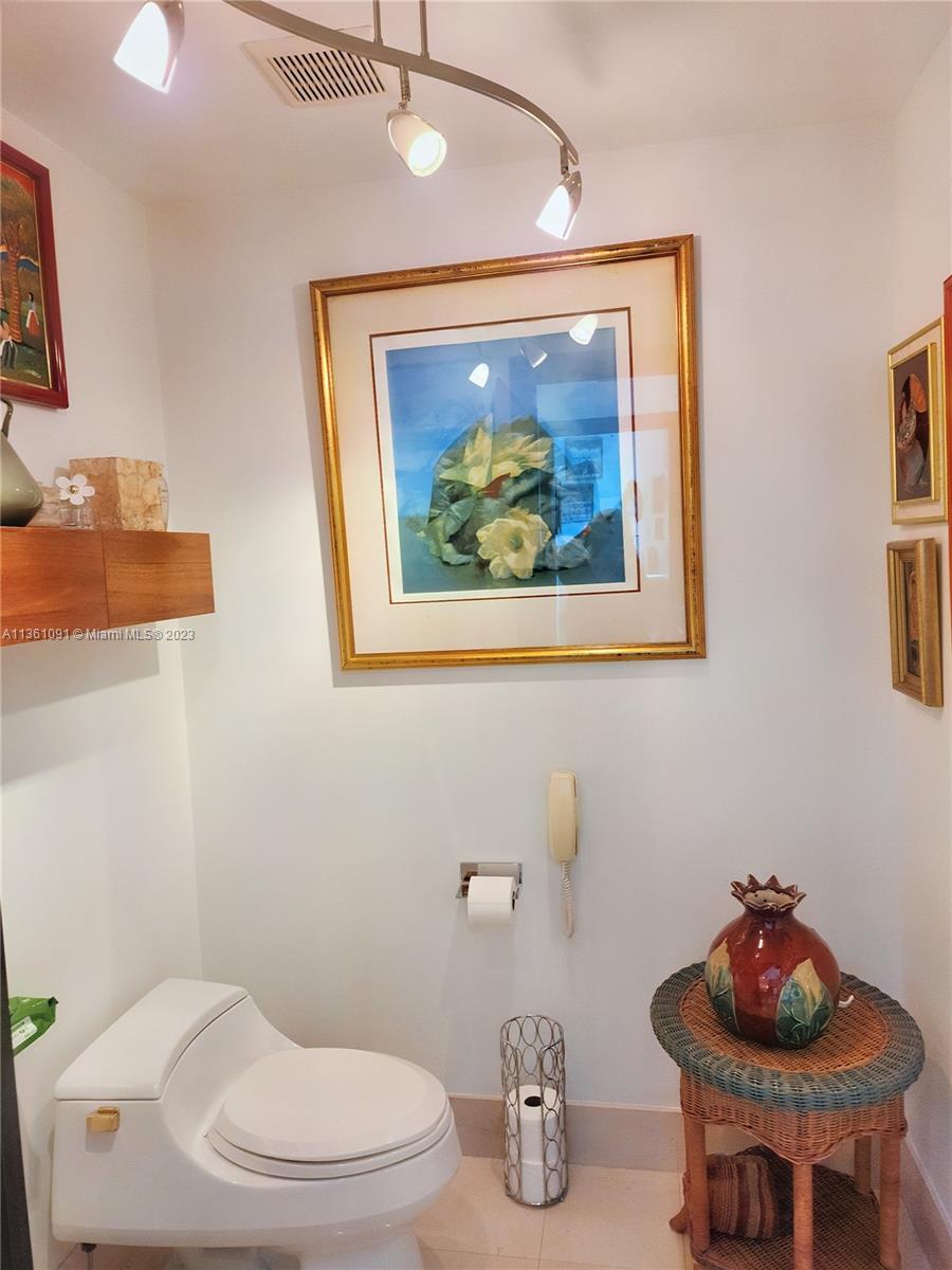 PORTOFINO TOWER CONDO - Residential