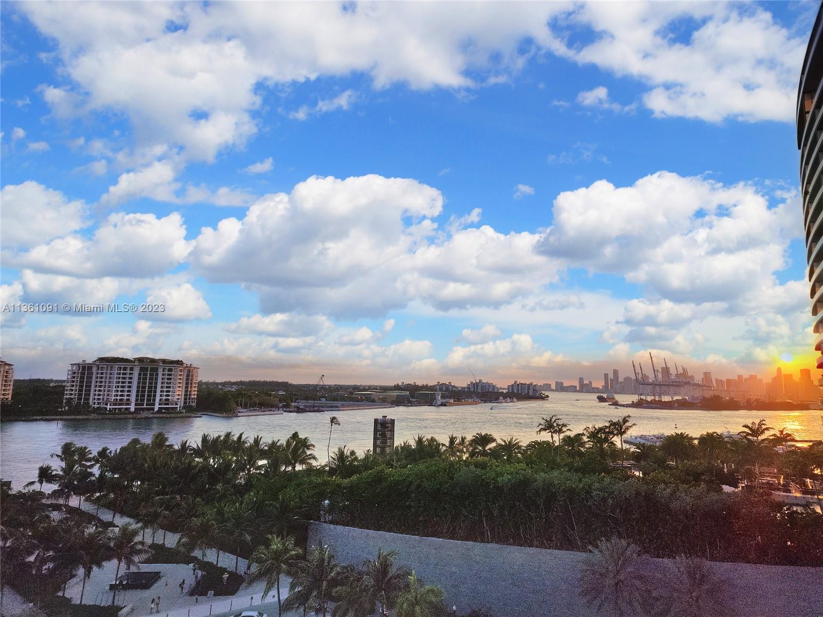 PORTOFINO TOWER CONDO - Residential