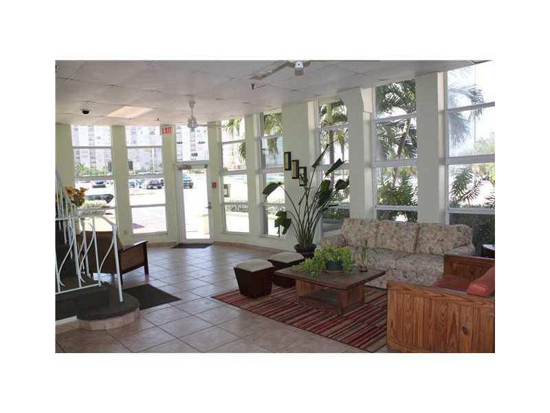 SUNSET BEACH CONDO - Residential Lease