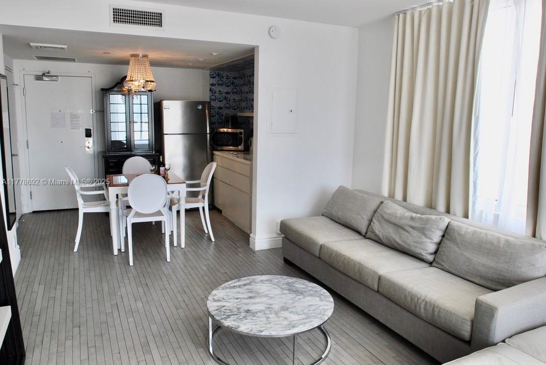 1100 WEST CONDO - Residential Lease