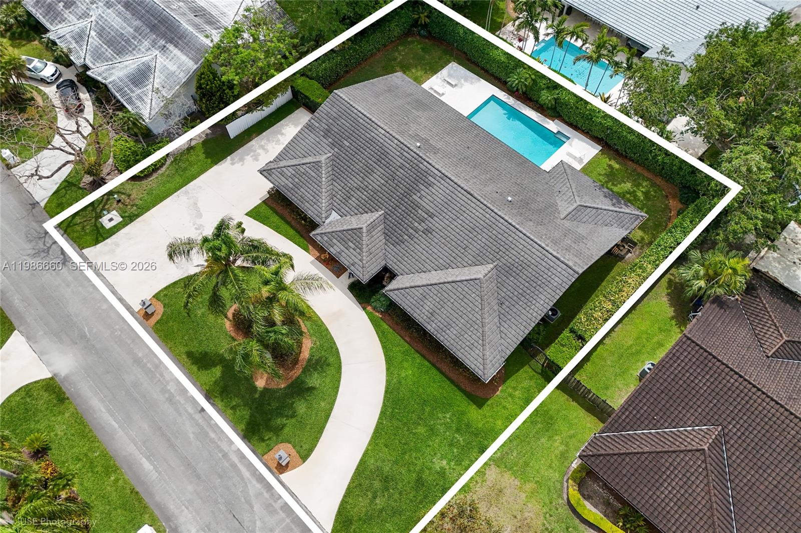 PINEWOOD ESTATES - Residential