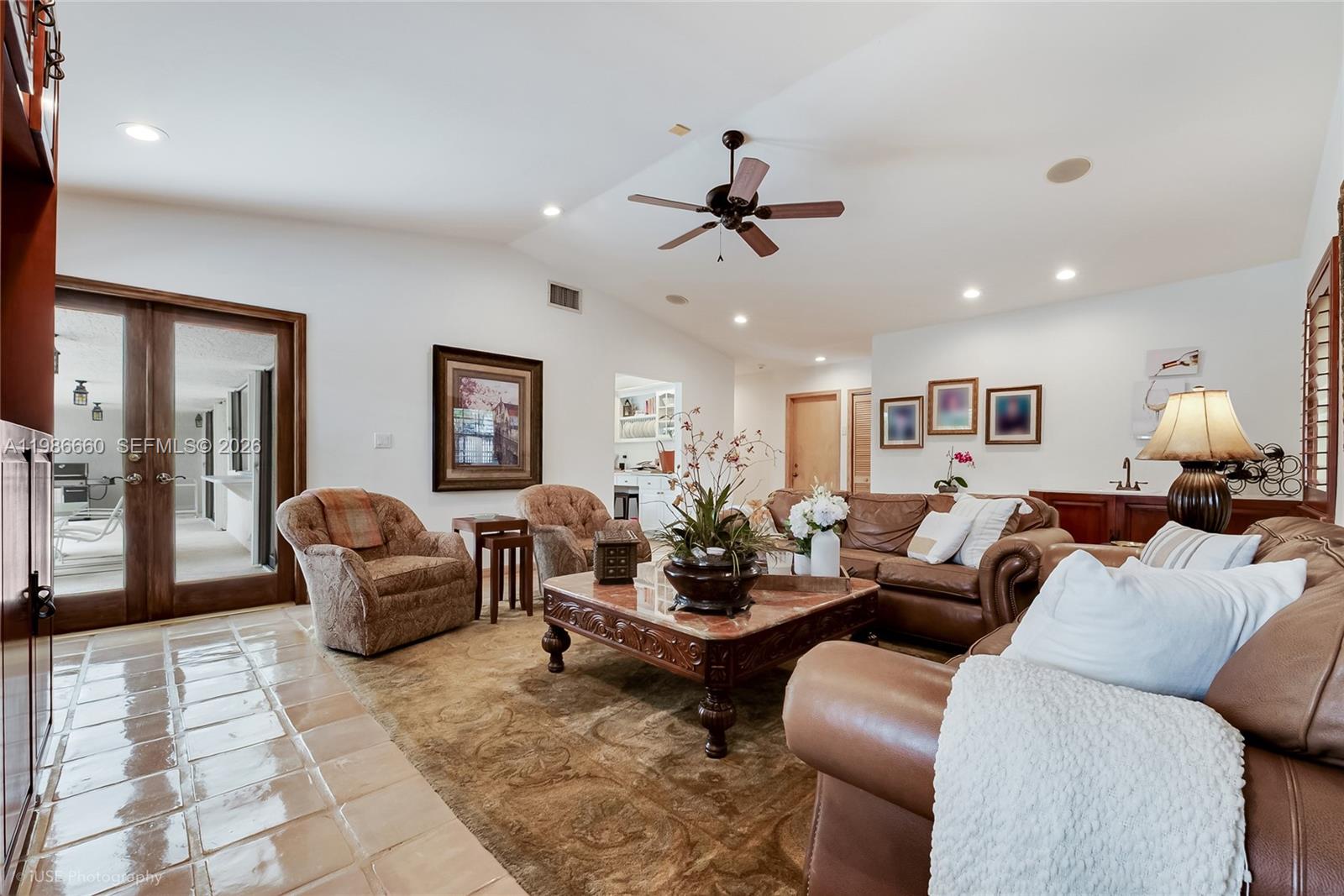 PINEWOOD ESTATES - Residential