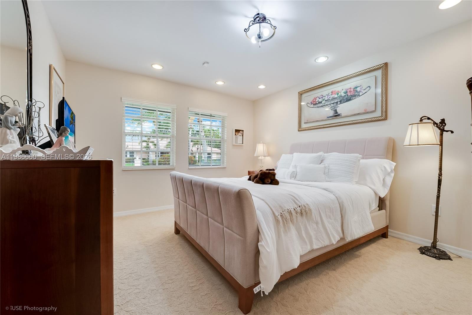 PINEWOOD ESTATES - Residential