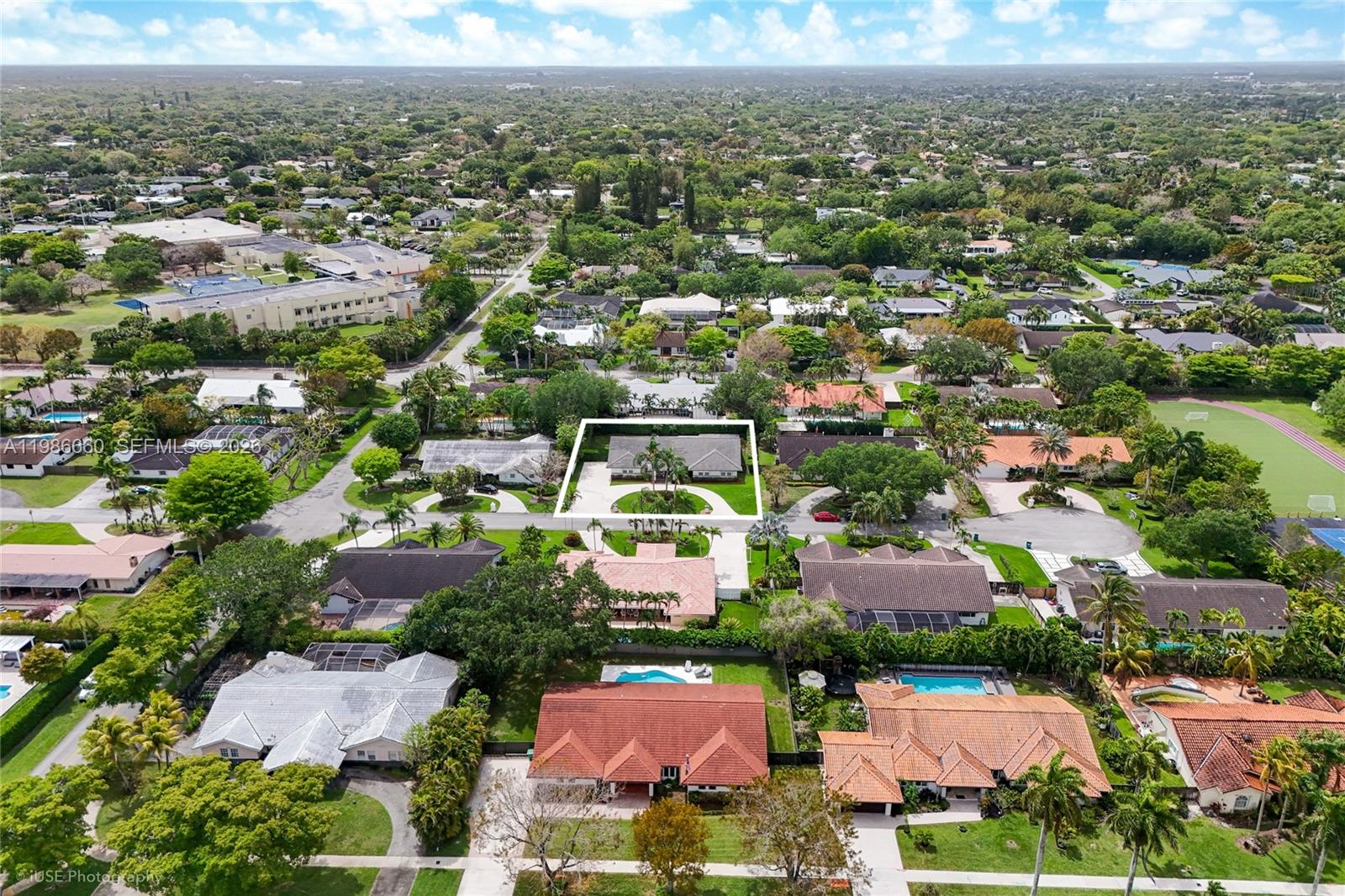 PINEWOOD ESTATES - Residential