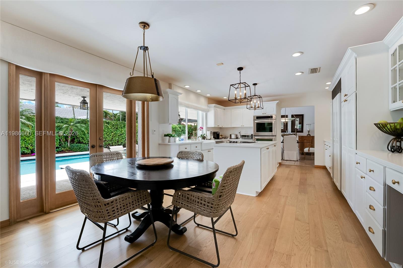 PINEWOOD ESTATES - Residential