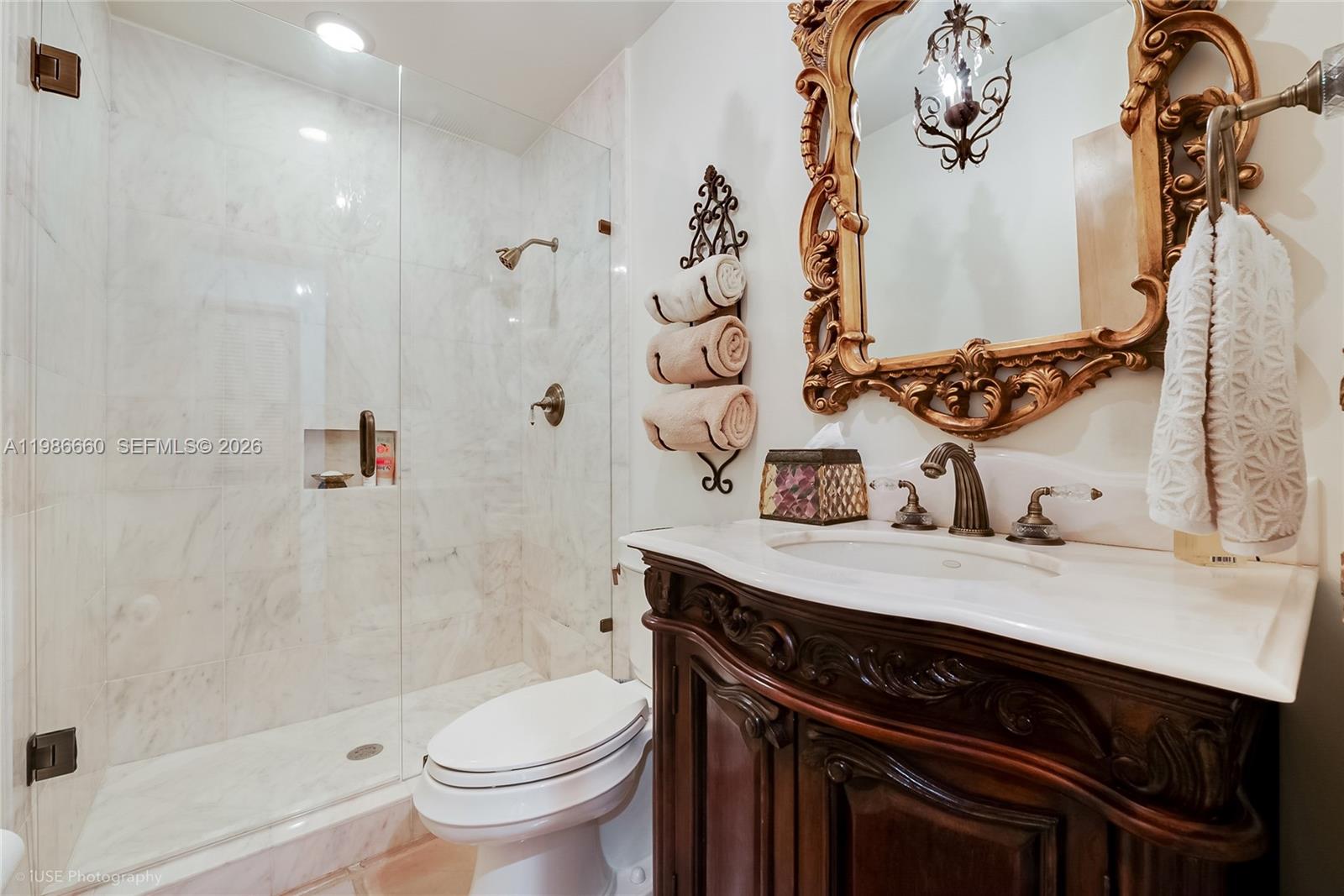 PINEWOOD ESTATES - Residential