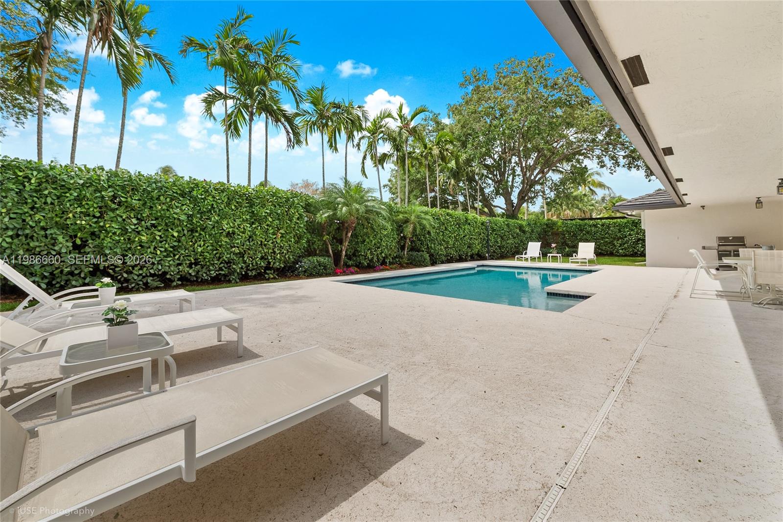 PINEWOOD ESTATES - Residential