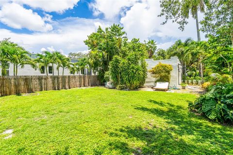 A home in Biscayne Park