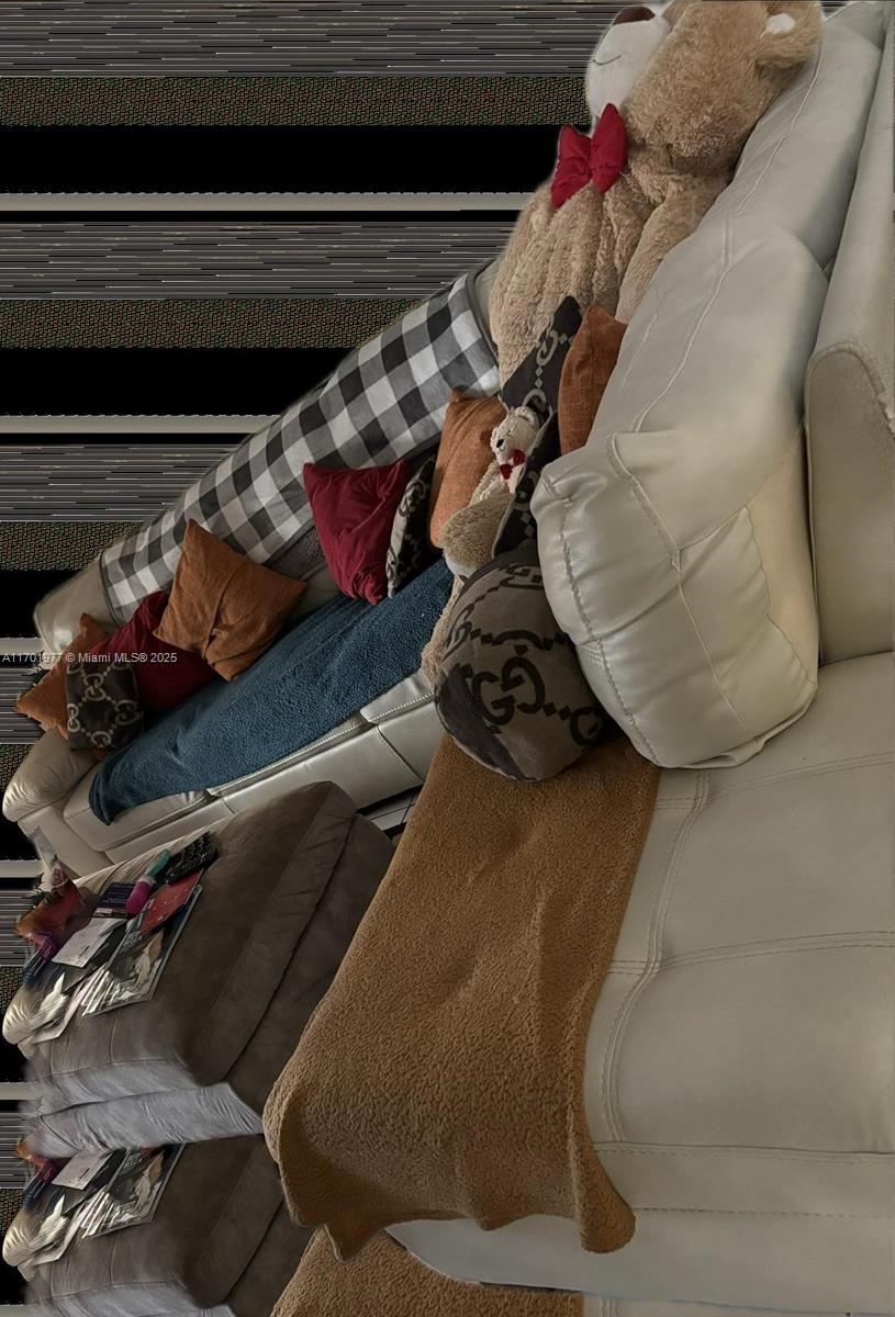 COURTYARDS OF BROWARD CON - Residential