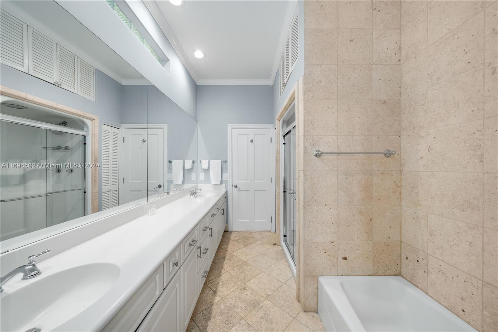 DI LIDO ISLAND - Residential