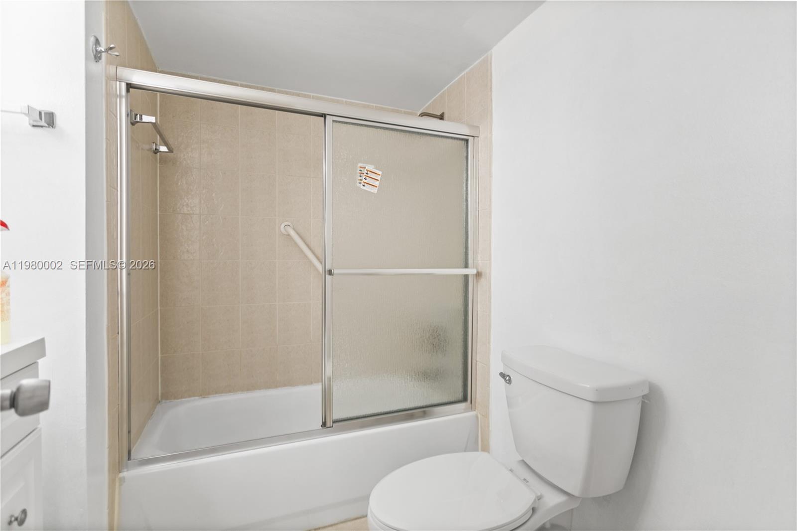 LAKEVIEW GARDENS AT MIAMI - Residential