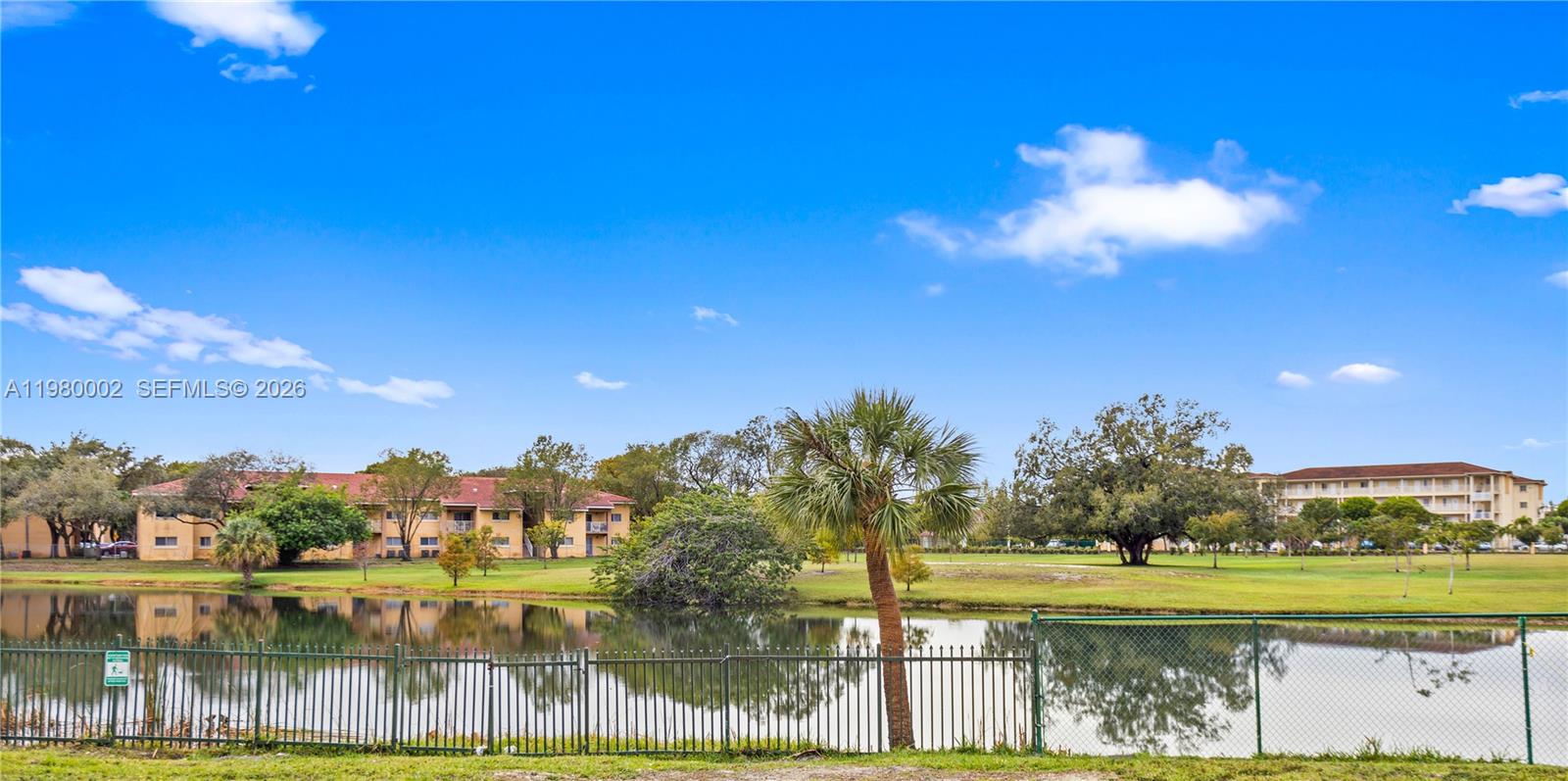 LAKEVIEW GARDENS AT MIAMI - Residential