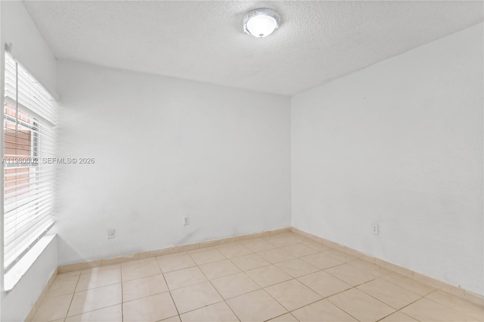 LAKEVIEW GARDENS AT MIAMI - Residential